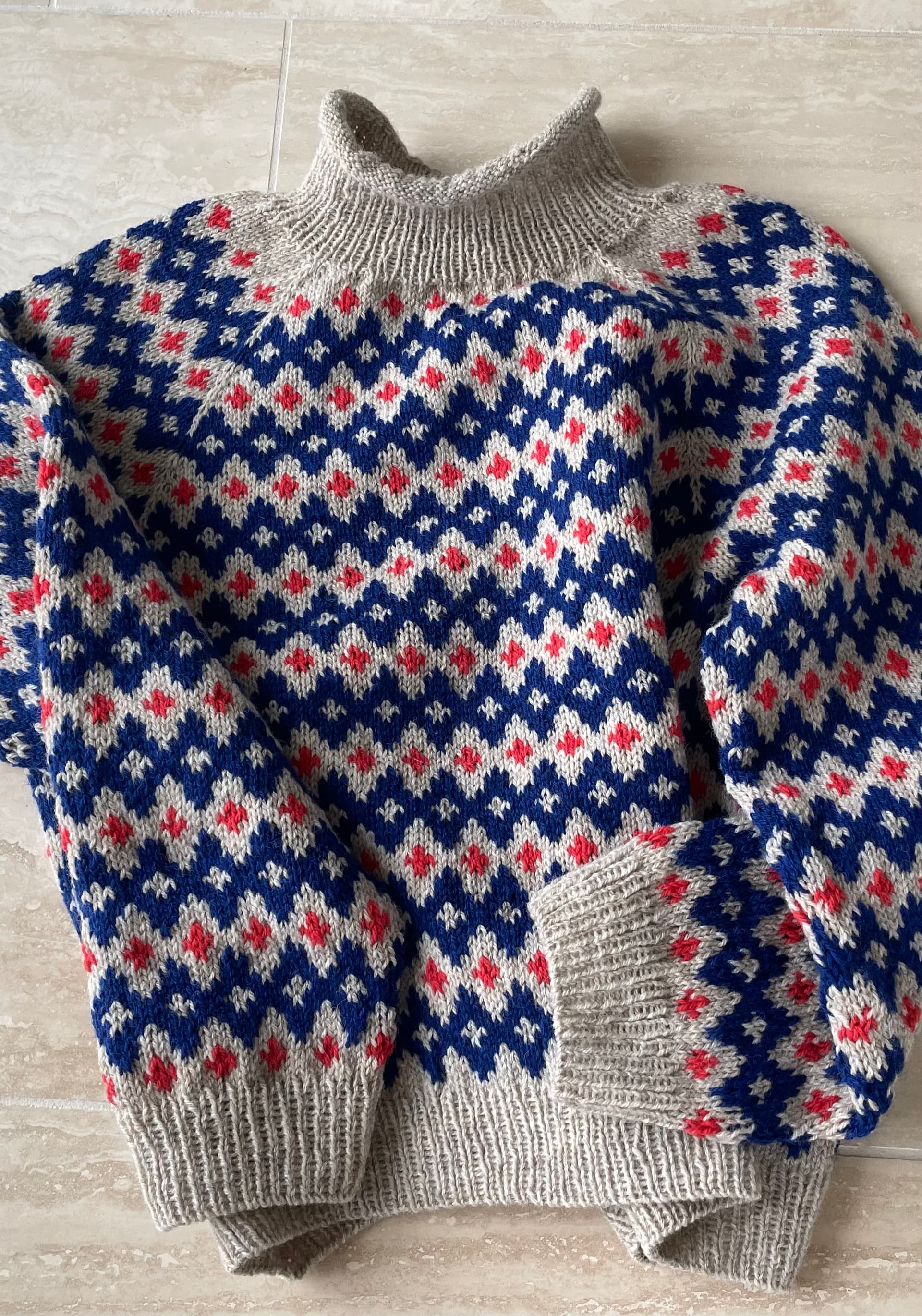 Inge-sweater